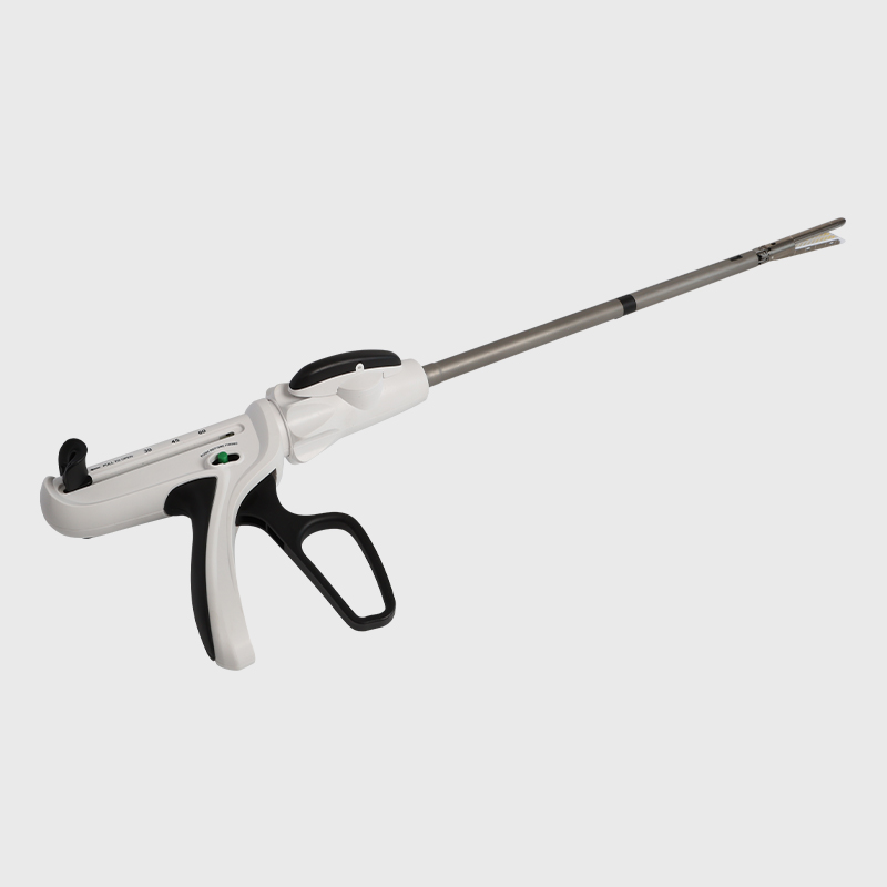 Endoskopiske lineære skærende hæftemaskiner og skæreenheder til engangsbrug